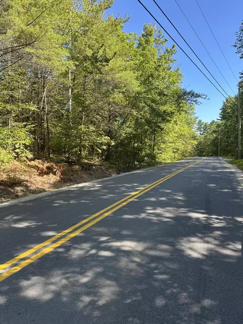 008 Lake House Rd, Naples, ME 04055