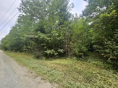 596 Clark Rd, Plymouth, ME 04969
