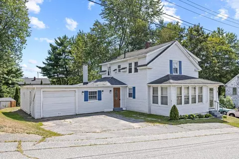 11 Cassell St, Lewiston, ME 04240