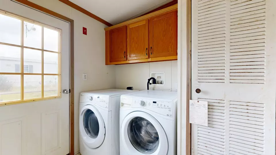  33 Dunlop Ave, Mechanic Falls, ME 04256 photo 36