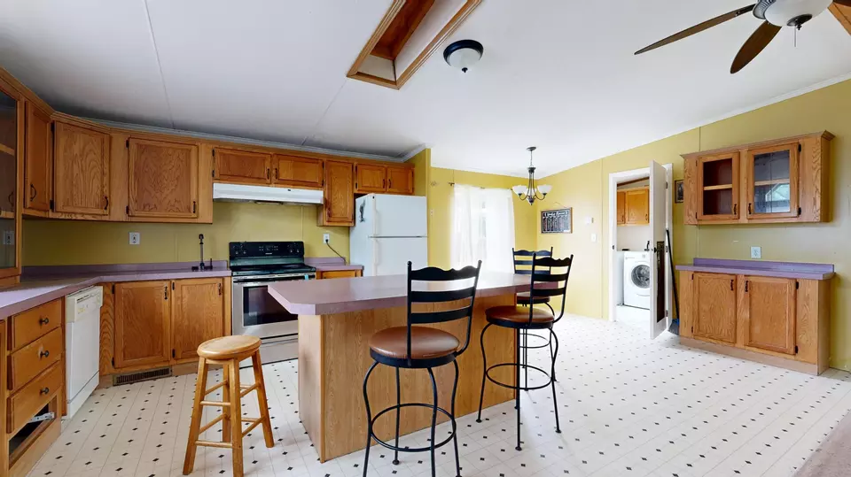  33 Dunlop Ave, Mechanic Falls, ME 04256 photo 32