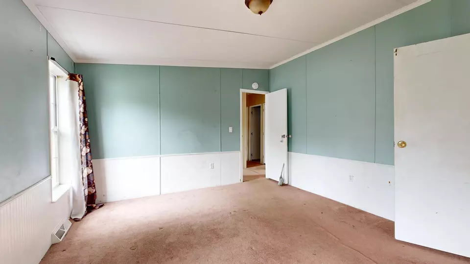  33 Dunlop Ave, Mechanic Falls, ME 04256 photo 8