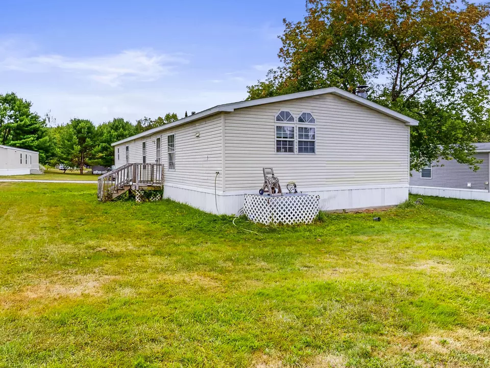  33 Dunlop Ave, Mechanic Falls, ME 04256 photo 40