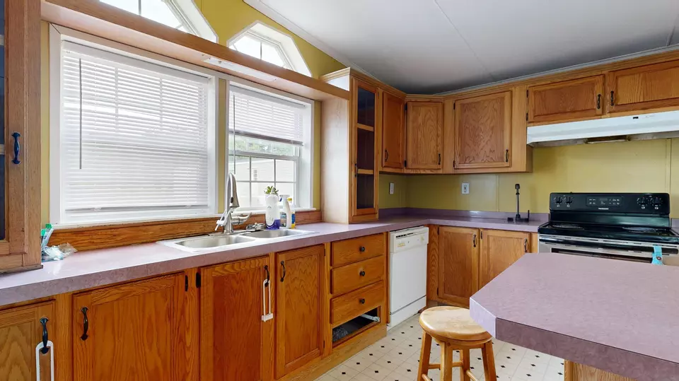  33 Dunlop Ave, Mechanic Falls, ME 04256 photo 33