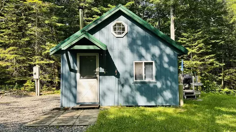 78 Oak Ridge Rd, Shirley, ME 04485