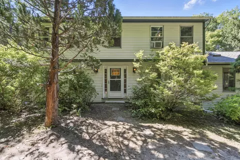 7 Gore Rd, Raymond, ME 04071