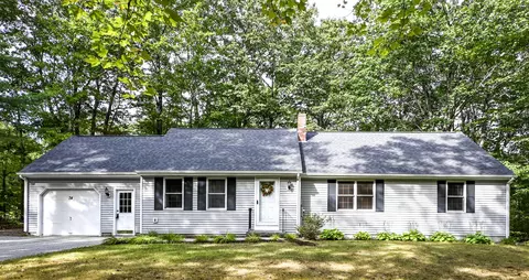 74 May Meadow Dr, Gray, ME 04039