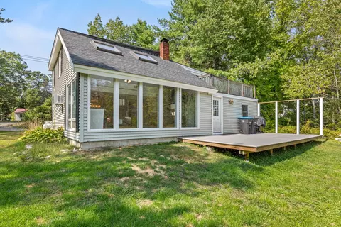 1083 Roosevelt Trl, Windham, ME 04062