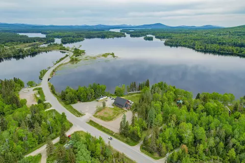 9 Tranquility Ln, Eustis, ME 04936