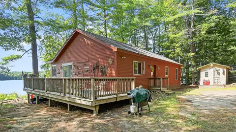 14 Golden Way, New Gloucester, ME 04260