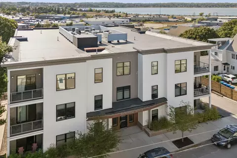 10 Hammond St #103, Portland, ME 04101