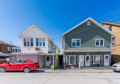 105 107 10th Ave, Madawaska, ME 04756
