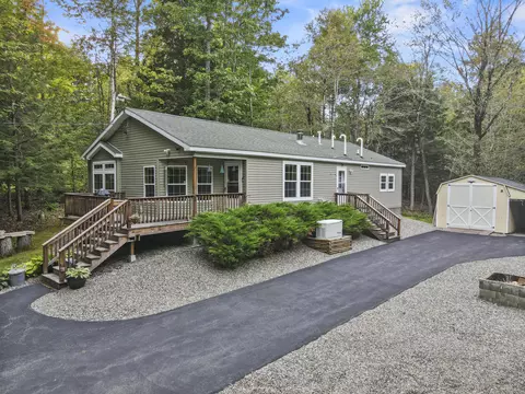 72 Pitcher Rd, Belfast, ME 04915