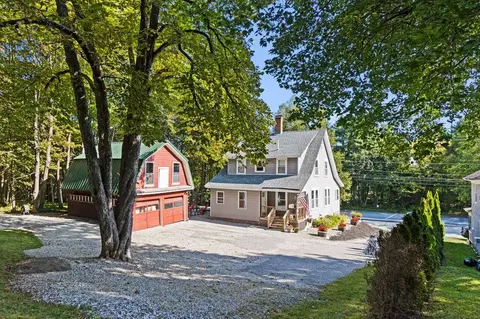 17 Western Ave, Auburn, ME 04210