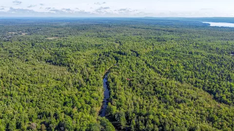 65 Jacy Pl, Unity, ME 04988