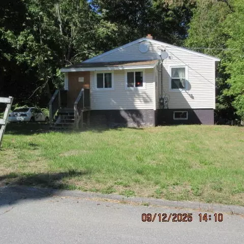 55 Lincoln St, Old Town, ME 04468