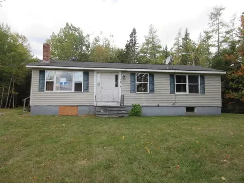 51 Smithfield Dr, Machias, ME 04654
