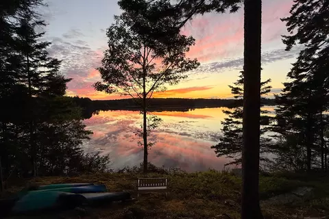 28 Orne Ln, Cushing, ME 04563