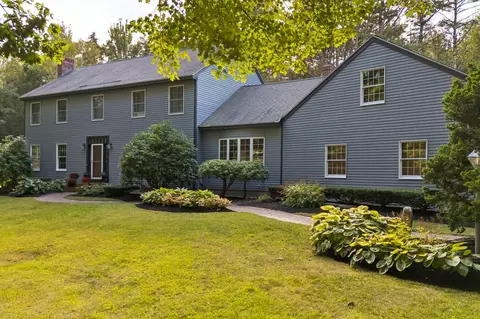 30 Stony Ridge Rd, Cumberland, ME 04110