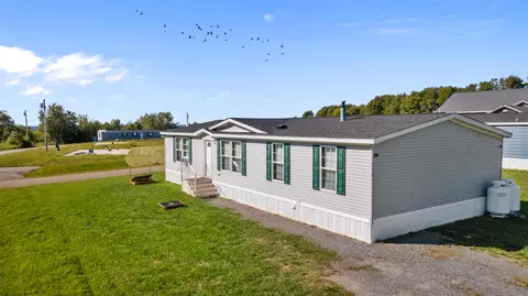 216 Windsor Neck Rd, Windsor, ME 04363