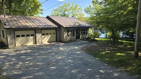 305 Peacepipe Dr, Litchfield, ME 04350
