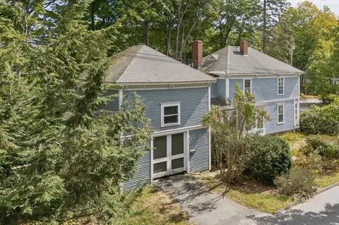 8 Mckeen St, Brunswick, ME 04011