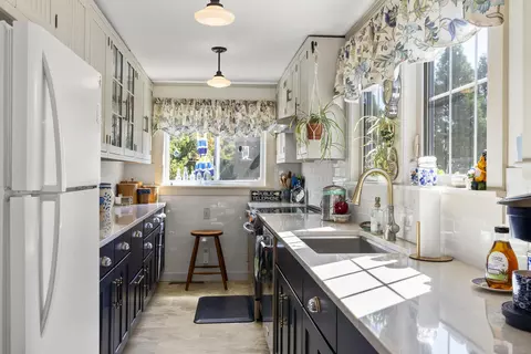Kitchen - 664 Boothbay Rd, Edgecomb, ME 04556 photo 2 of 5