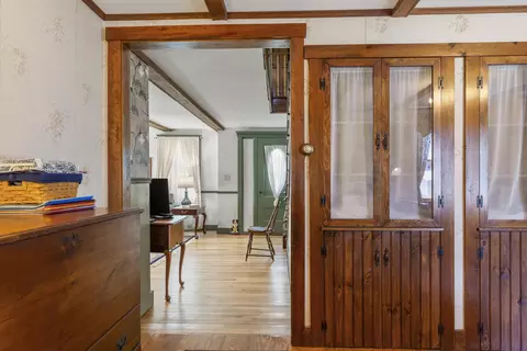 Entry Way - 664 Boothbay Rd, Edgecomb, ME 04556 photo 4 of 11