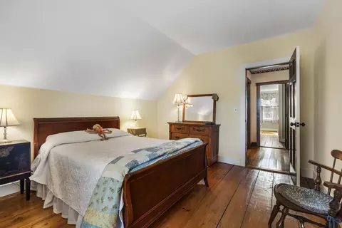 Bedroom - 664 Boothbay Rd, Edgecomb, ME 04556 photo 6 of 8