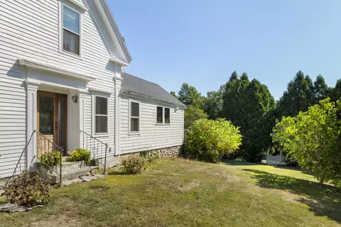 Exterior - 664 Boothbay Rd, Edgecomb, ME 04556 photo 4 of 18
