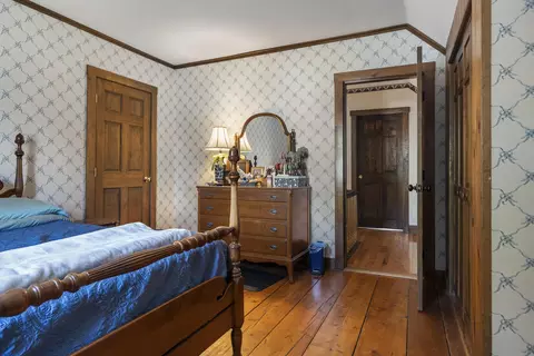 Bedroom - 664 Boothbay Rd, Edgecomb, ME 04556 photo 3 of 8