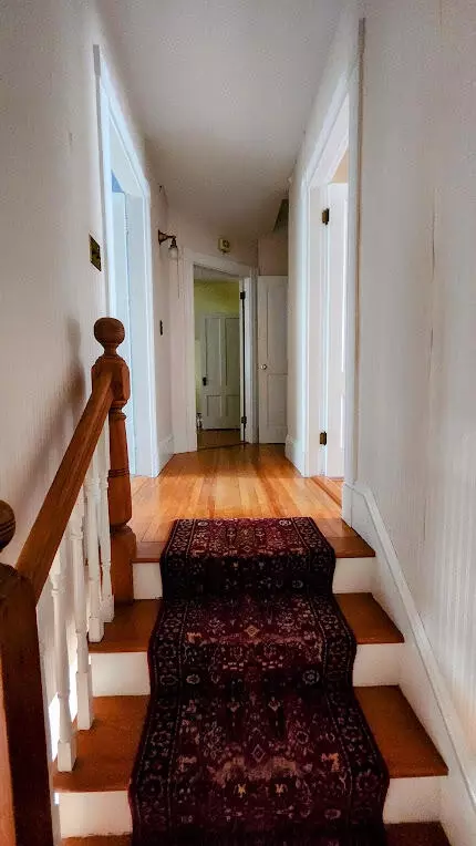 Entry Way - 17 Bates St, Millinocket, ME 04462 photo 4 of 5