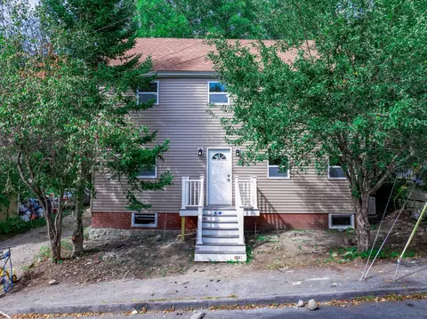 71 Pearl St, Bath, ME 04530