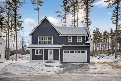 49 Lochwood Dr, Gorham, ME 04038