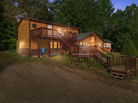 47 Adams Ln, West Gardiner, ME 04345