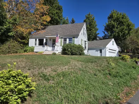 303 Harrison Ave, Gardiner, ME 04345