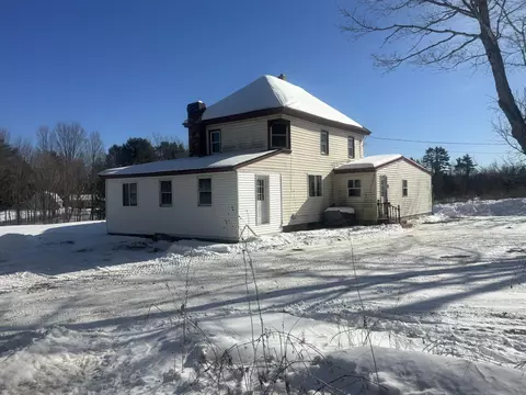 187 Gray Rd, Vassalboro, ME 04989