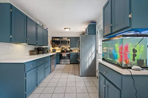 Kitchen - 24 Coldbrook Rd, Hampden, ME 04444 photo 1 of 5