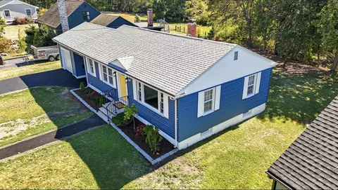 17 Sandy Ter, Portland, ME 04102