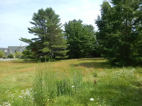 3 Porter Rd, Belfast, ME 04915