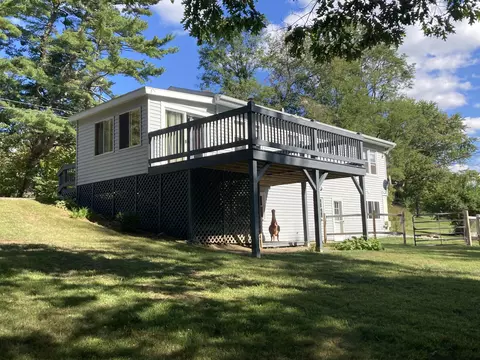 422 Woodman Hill Rd, Minot, ME 04258