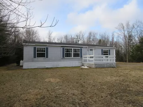 17 Stony Ridge Dr, Washington, ME 04574