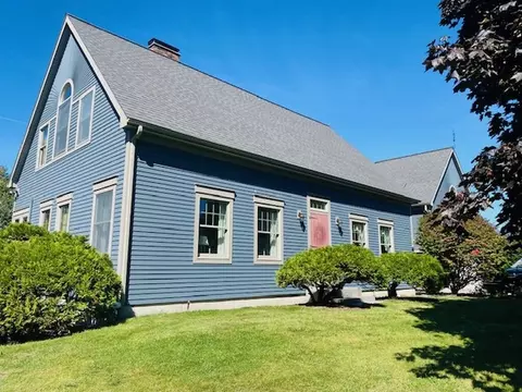 58 Crogan Rd, Hermon, ME 04401