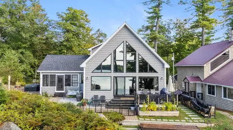 10 Gallinari Way, Bridgton, ME 04009
