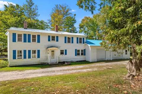 2 Thundercastle Rd, Readfield, ME 04355