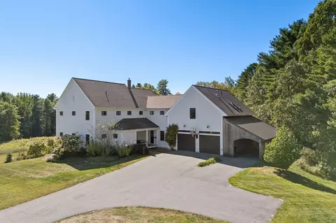 11 Orchard Hill Rd, Freeport, ME 04032