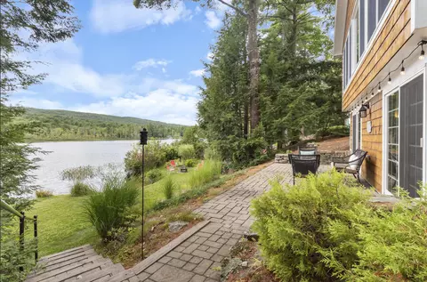 9 Restful Way, Waterboro, ME 04087