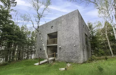 85 E Side Rd, Machiasport, ME 04655