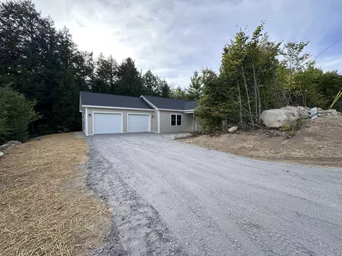 12 Gabardi Ln, Bridgton, ME 04009