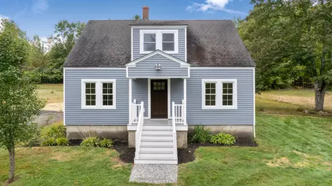 71 Jordan Rd, Mechanic Falls, ME 04256